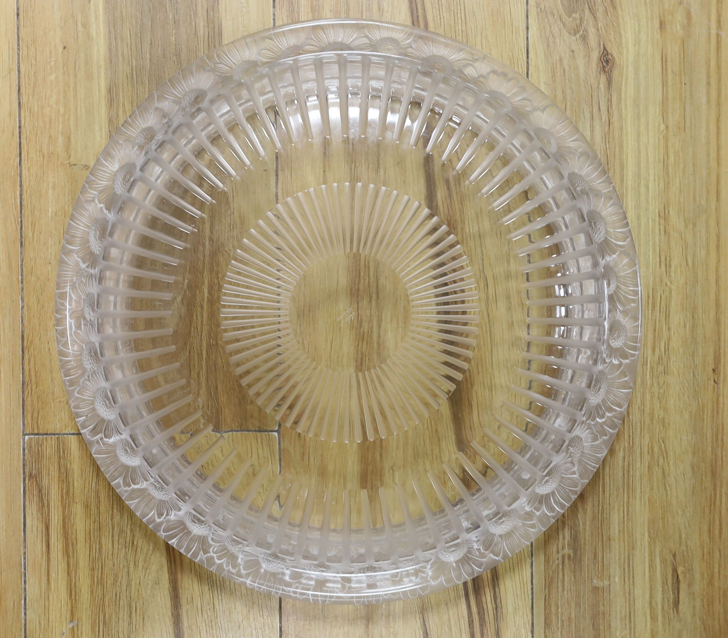 Post war Lalique Marguerites pattern dish - 37cm diameter